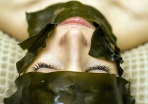 Algae in the face